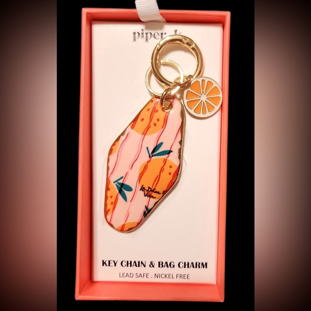 PIPER K Retro Style Motel Hotel Key La Dolce Vida Citrus Keychain Bag Charm NWT - Picture 3 of 10